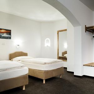 Deluxe Dreibettzimmer